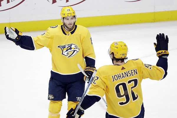 Juuse Saros Makes 24 Saves, Predators Beat Skidding Sharks ...