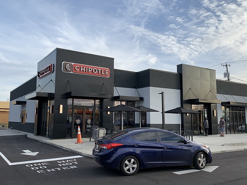 Chipotle is now open on Gunbarrel Road / Photo by David Collins