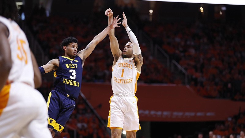 Tennessee guard Lamonte Turner scored 23 points and made eight of 10 shots last January as the top-ranked Volunteers downed West Virginia 83-66 in the Big 12/SEC Challenge. / University of Tennessee photo