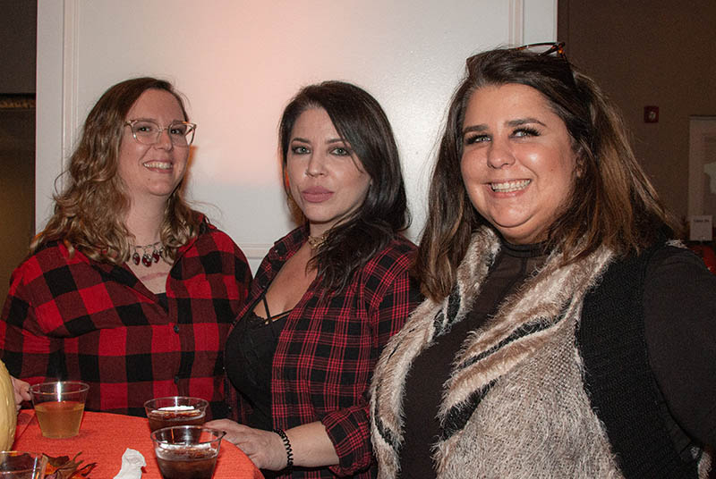 Amanda Arp, Abby Testerman and Ellie Rodriguez / Photo by Angela Dillard