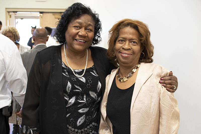Barbara Woods and Jessie Igou/ Photo by Michael Hampton