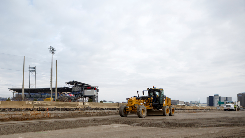 Staff photo by C.B. Schmelter / A Wright Brothers Construction crew work on the Highway 27 project on Friday, Jan. 31, 2020 in Chattanooga, Tenn.
