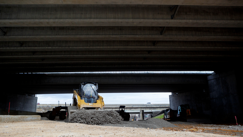 Staff photo by C.B. Schmelter / A Wright Brothers Construction crew work on the Highway 27 project on Friday, Jan. 31, 2020 in Chattanooga, Tenn.