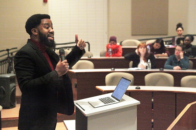 Staff photo by Wyatt Massey / Tyler Burns speaks with students at Lee University on Feb. 6.