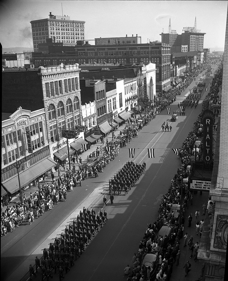 This photo from the Chattanooga Free Press collection at UTC appears to be of the Army Day Parade in Chattanooga on April 9, 1947.
