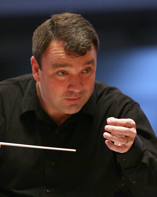 Conductor David Long