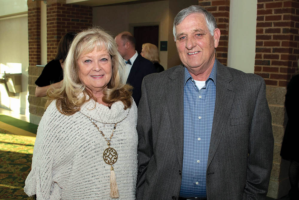Cindy & Mayor Earl Gray/ Photo by Michael Hampton