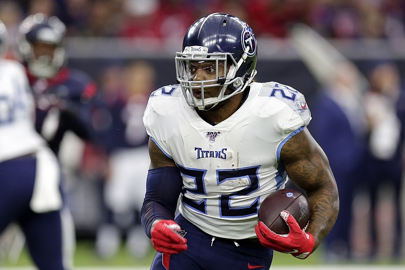 Titans running back Derrick Henry signs franchise tender