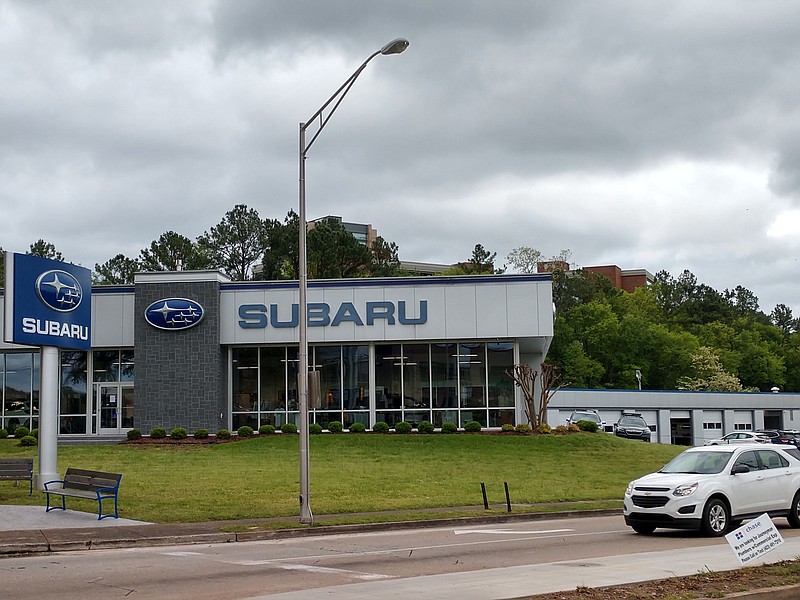 Staff photo by Mike Pare / Kelly Subaru on Riverfront Parkway is among auto dealerships taking new actions as it continues to sell vehicles amid the COVID-19 crisis.