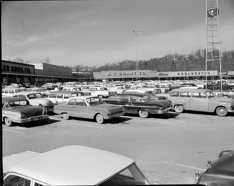 This photo from the early 1960s was taken a few years after Highland Plaza opened in 1958. Photo courtesy of ChattanoogaHistory.com