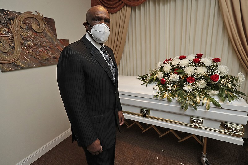AP photo by Wilfredo Lee / Andre Dawson, the former Montreal Expos and Chicago Cubs star, has owned and operated Paradise Memorial Funeral Home in Miami for 12 years, but now he's also dealing with the complications brought on by the coronavirus pandemic.