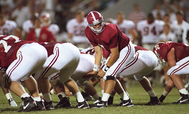 Alabama photo by Kent Gidley / Alabama quarterback Jay Barker looks toward his backfield during the 29-28 comeback triumph over Georgia in 1994.