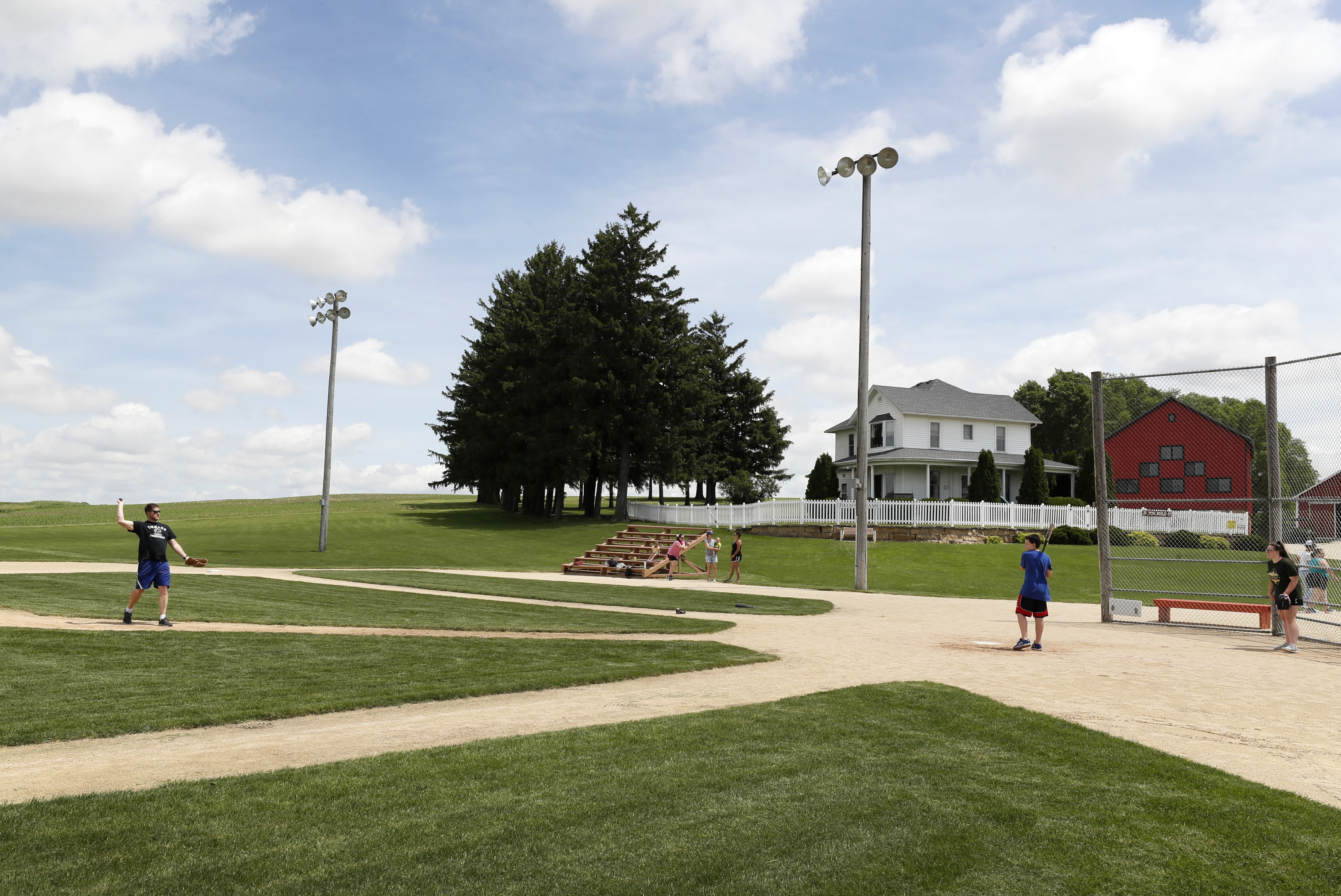 LEADING OFF: 'Field of Dreams' game grows in Iowa cornfield