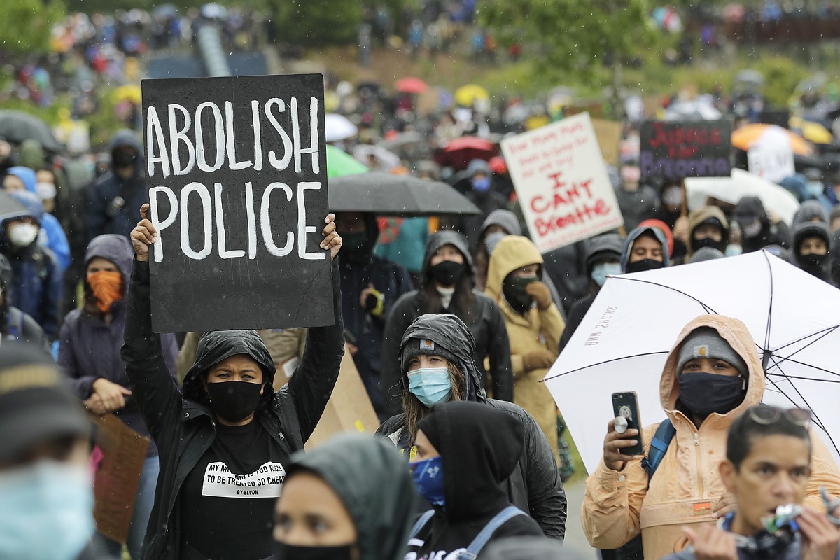 Judge orders Seattle to stop using tear gas during protests ...