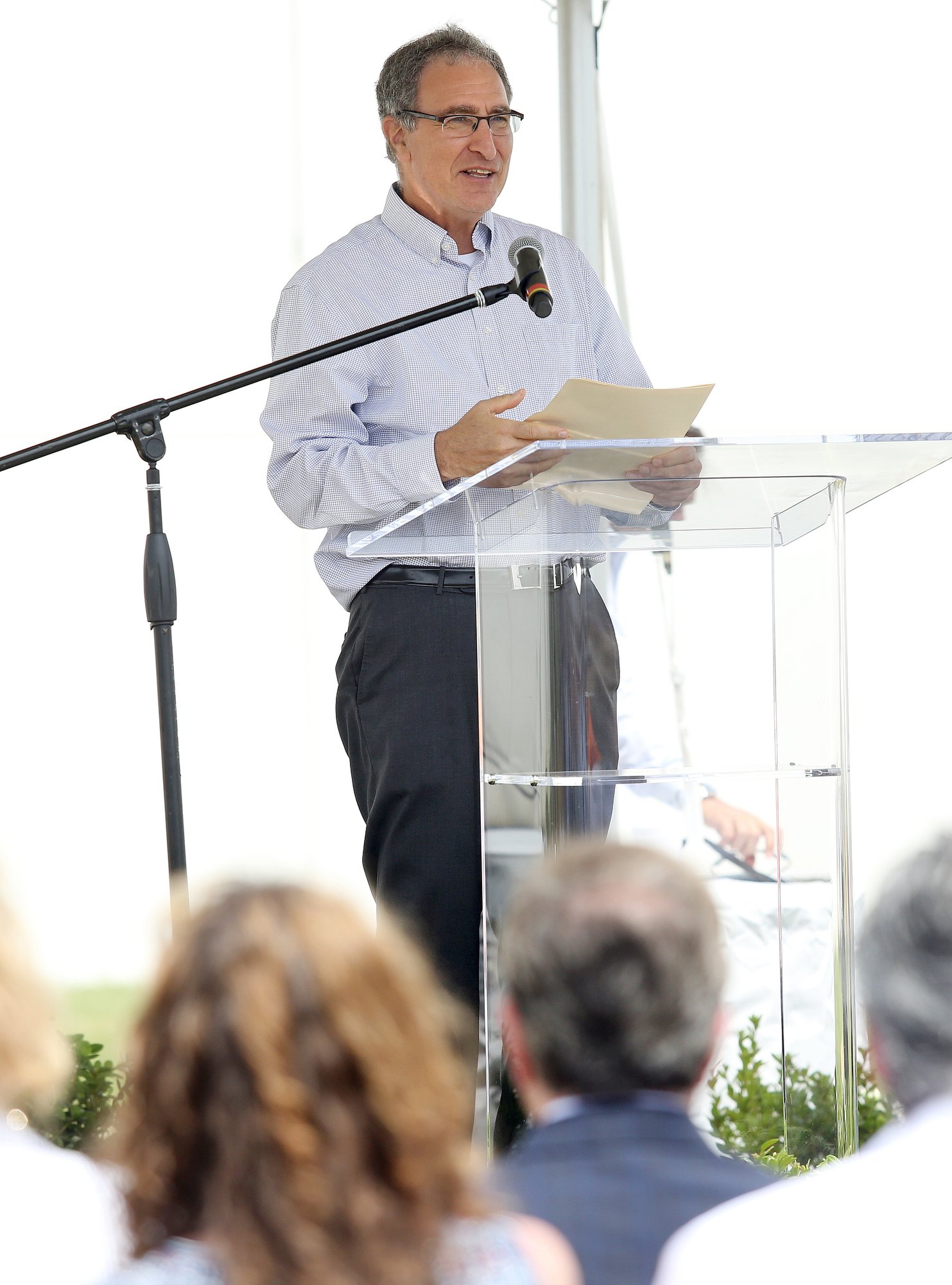 Feds probe Mohawk Industries over claims of inflated revenues