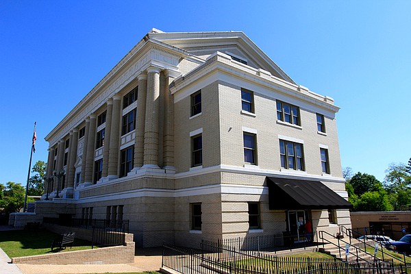 Walker County Courthouse closed after employee tests positive for COVID ...