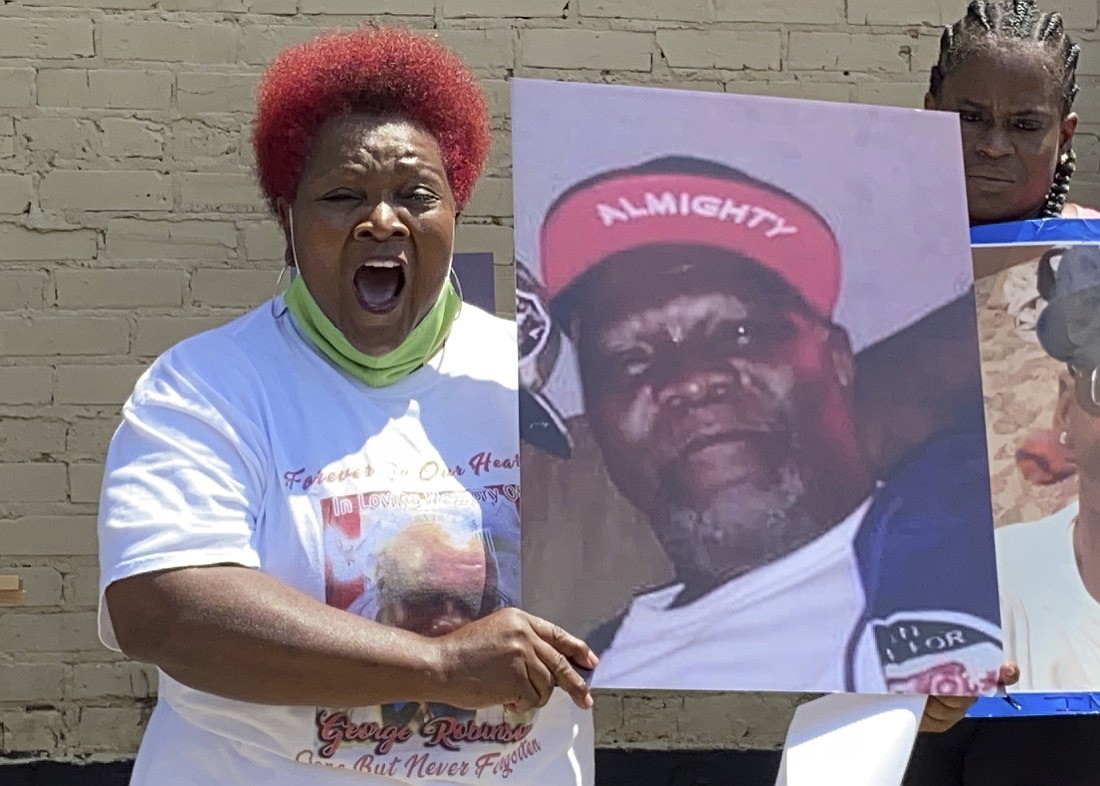 3 Mississippi police officers indicted in death of Black man ...