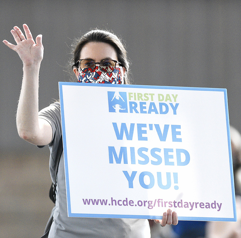 Staff Photo by Robin Rudd / Hamilton County Schools Human Resources Director Penny Murray greets families.