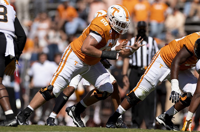 Tennessee Athletics photo by Andrew Ferguson / Cade Mays made his Tennessee debut in last weekend's 35-12 drubbing of Missouri and will face his former team this Saturday when the No. 14 Volunteers travel to No. 3 Georgia.