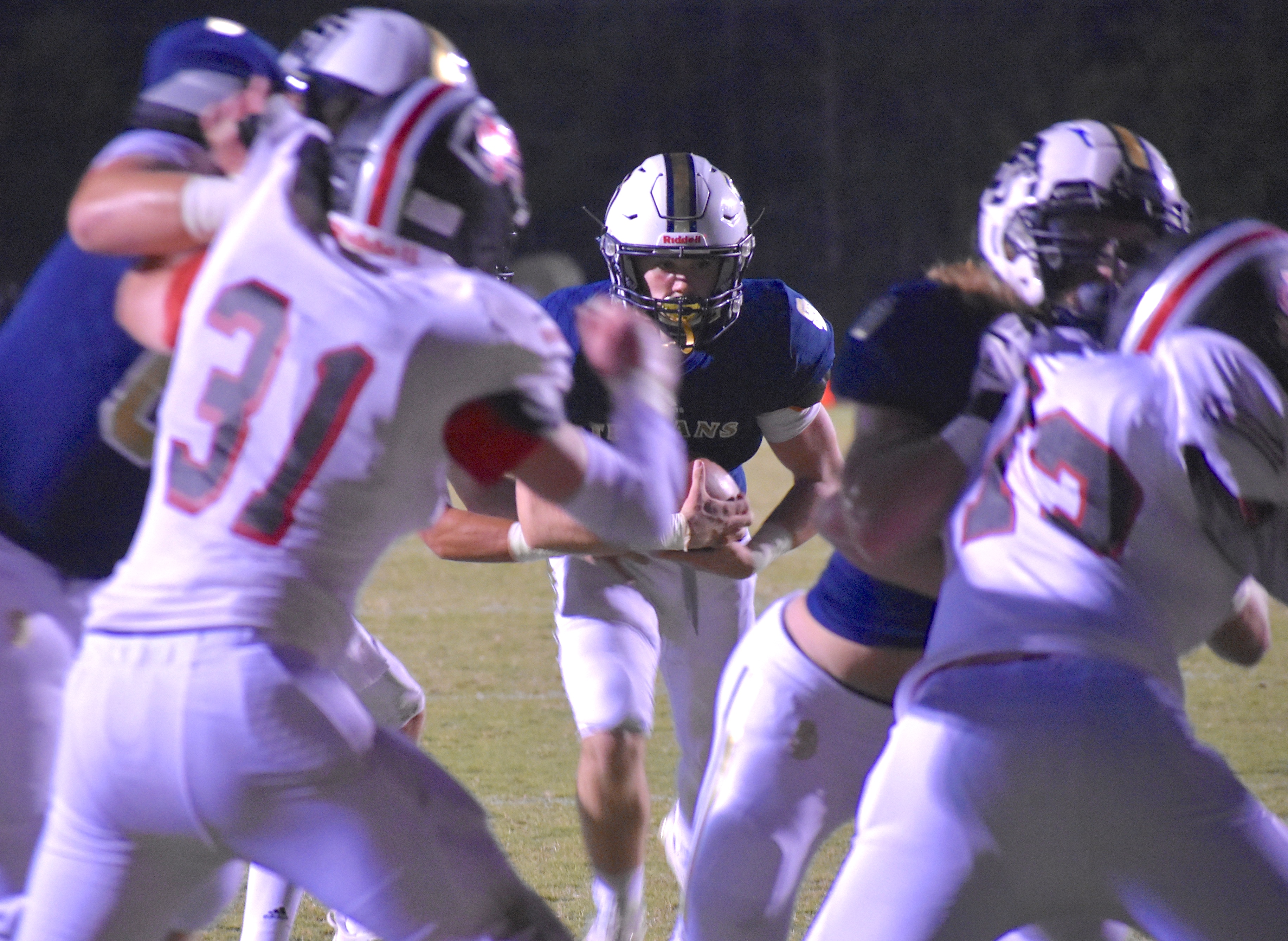 Staff photo by Patrick MacCoon / Soddy-Daisy running back Tanner Whittenbarger looks to run behind his offensive line during Thursday's 31-15 home victory over Signal Mountain.
