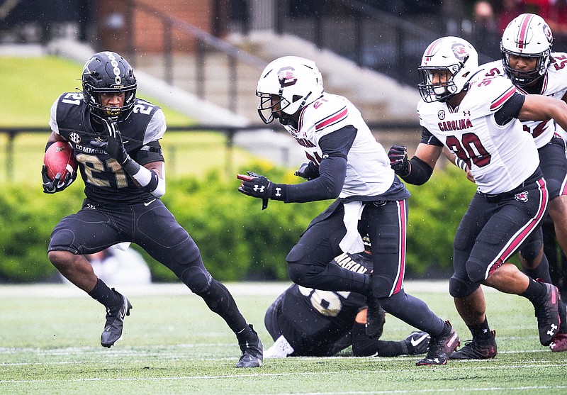 Vanderbilt photo by Hunter Long / Vanderbilt running back Keyon Henry-Brooks looks for running room during last Saturday's 41-7 loss to South Carolina in Nashville. The Commodores competed with just 56 scholarship players.