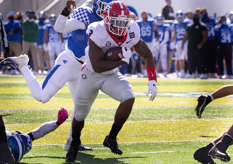 Photo by Mark Cornelison / Georgia redshirt sophomore running back Zamir White had 26 carries for 136 yards during last Saturday's 14-3 win at Kentucky.