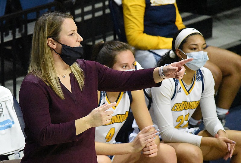Staff photo by Matt Hamilton / UTC women's basketball coach Katie Burrows instructs her team during Sunday's season-opening loss to UAB at McKenzie Arena. The Mocs fell to 0-2 with a 95-74 defeat Wednesday at Troy.