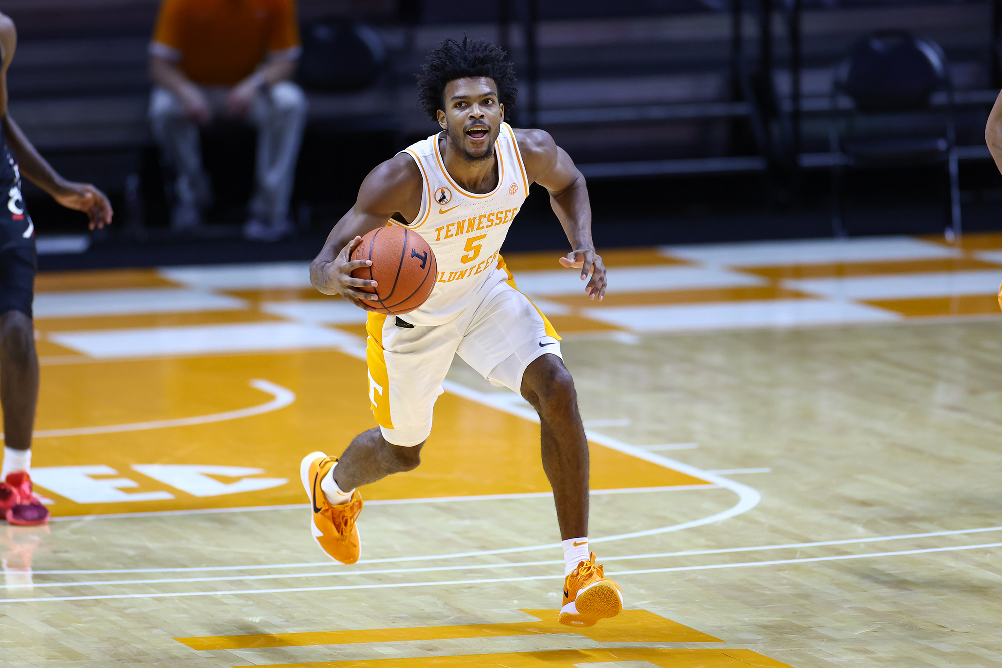 USA Today Sports photo by Randy Sartin / Tennessee guard Josiah-Jordan James made all six of his free throws in Saturday's home game against Cincinnati.