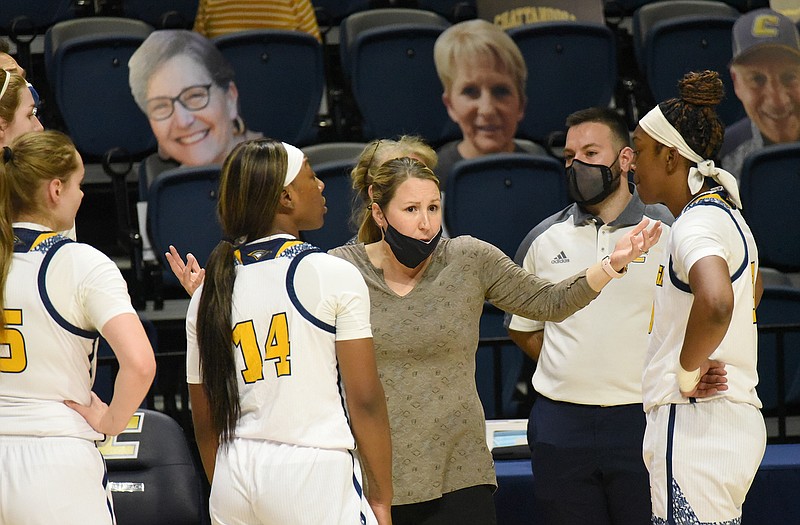 Staff photo by Matt Hamilton / UTC women's basketball coach Katie Burrows talks to the Mocs in a timeout during Friday's game against Eastern Kentucky at McKenzie Arena. UTC lost 62-45 after committing 23 turnovers and shooting barely better than 25% from the field.