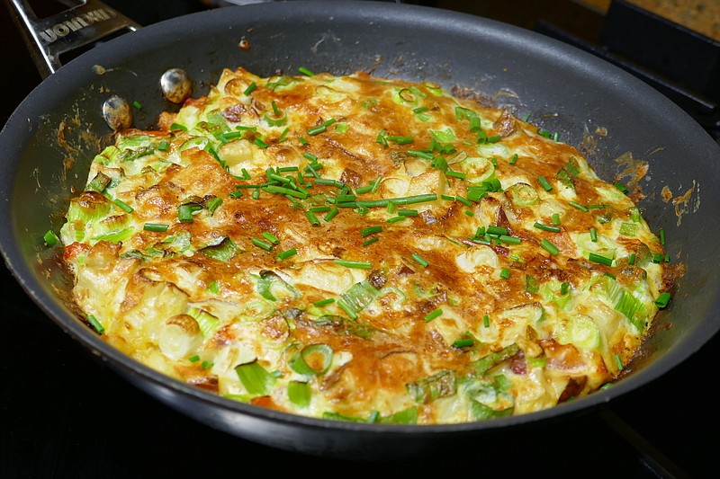 Spanish-style omelet. / Photo by Linda Gassenheimer/TNS