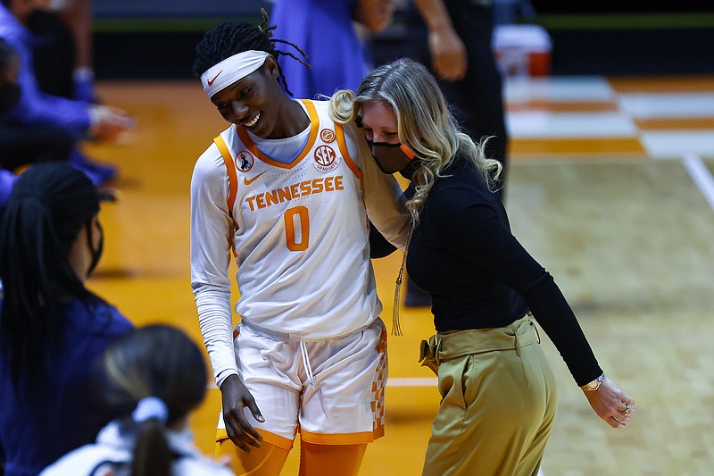 USA Today Sports photo by Randy Sartin / Tennessee women's basketball coach Kellie Harper congratulates Rennia Davis as she comes off the court during Sunday's home win against Kentucky.