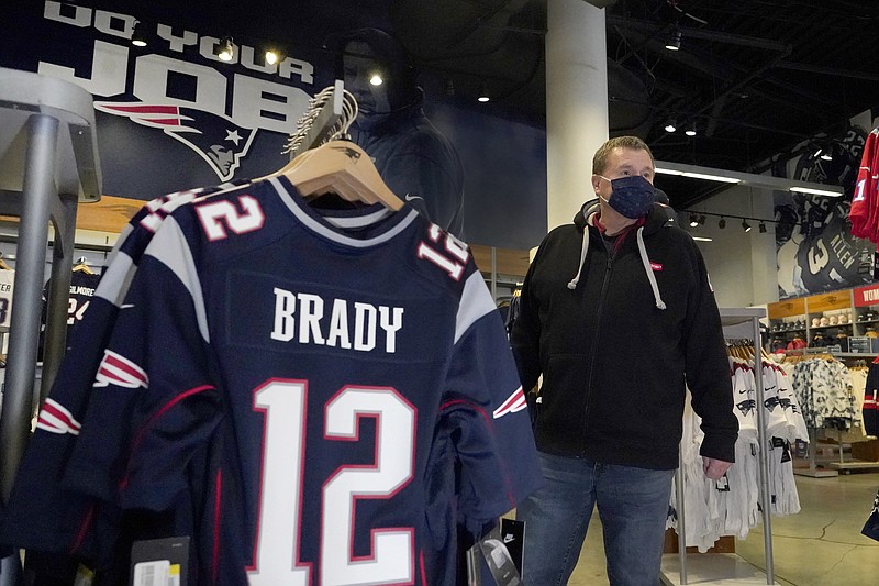 Tom Brady Super Bowl jerseys found with help from 19-year-old