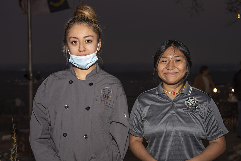 Photo by Michael Hampton / Amy Xiloj-Cecilio and Keilyn Cinto Perez