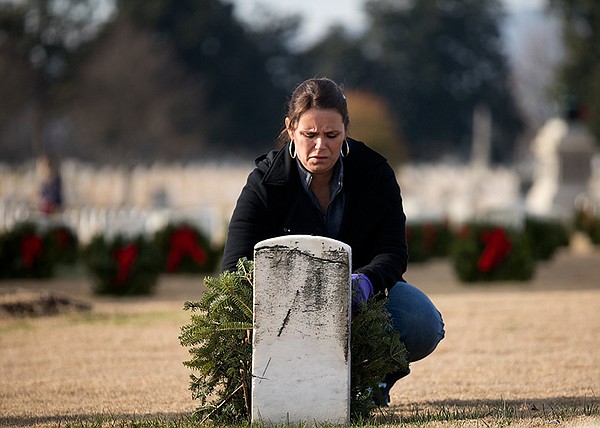 Photos: Wreaths Across Chattanooga | Chattanooga Times Free Press