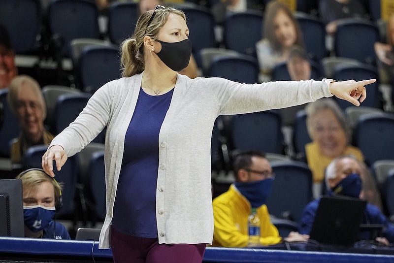 Staff photo by C.B. Schmelter / University of Tennessee at Chattanooga head coach Katie Burrows points during her team's game against East Tennessee State University at McKenzie Arena on the campus of the University of Tennessee at Chattanooga on Saturday, Jan. 9, 2021 in Chattanooga, Tenn.