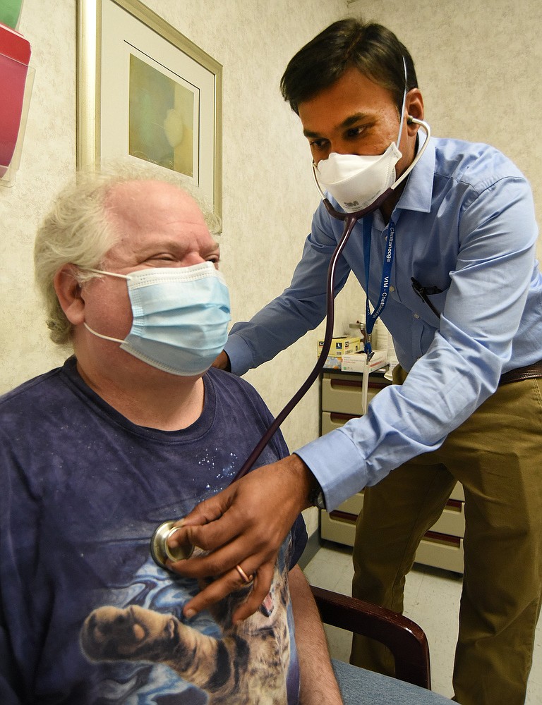 Chattanooga medical clinic treats uninsured residents | Chattanooga