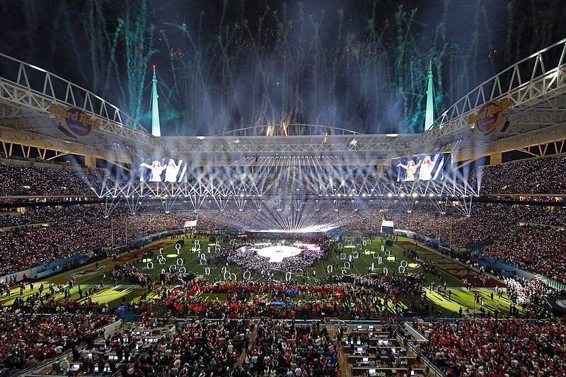 Singers Shakira and Jennifer Lopez perform during the halftime show of the NFL Super Bowl 54 football game between the San Francisco 49ers and Kansas City Chiefs Sunday, Feb. 2, 2020, in Miami Gardens, Fla. The Kansas City Chiefs won 31-20. (AP Photo/Tyler Kaufman)


