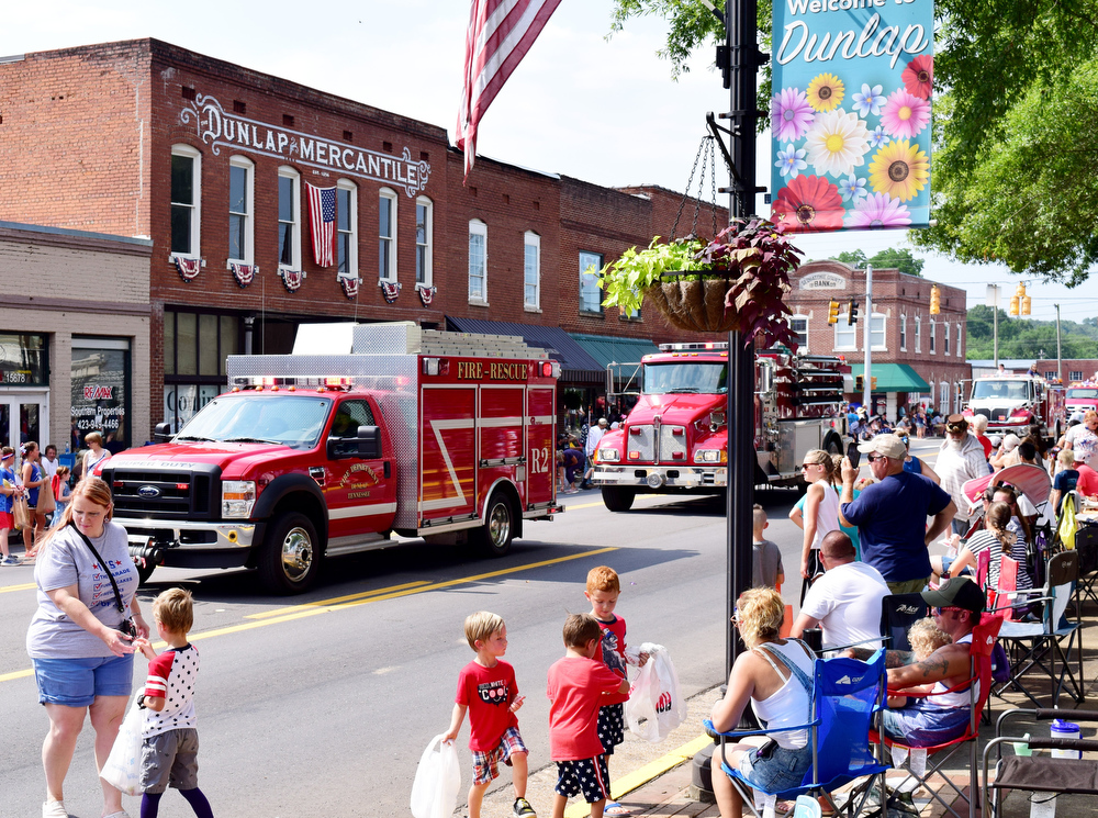 Staff Photo by Robin Rudd / The annual Fourth of July Parade courses through downtown Dunlap in 2020.