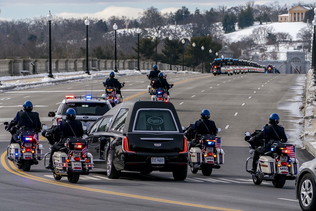 2 charged in assault of Capitol officer who died after riot ...