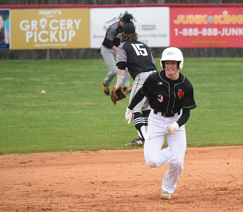 Lookout Valley at Signal Mountain baseball on March 19, 2021