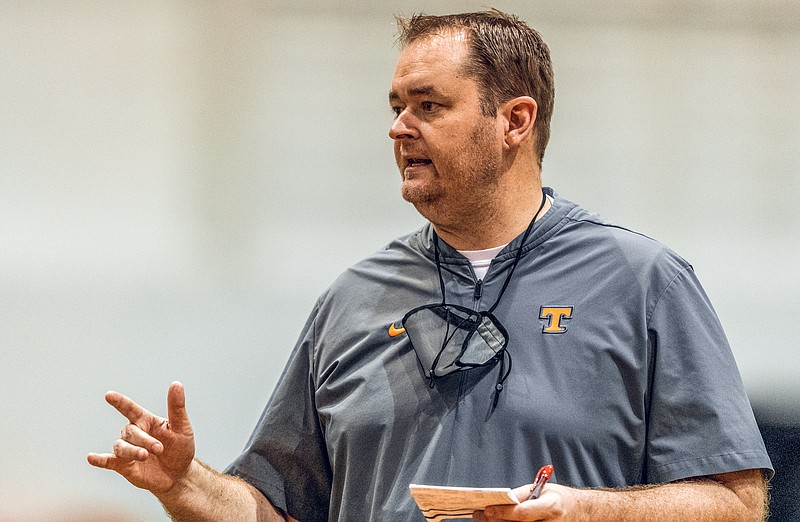 Tennessee Athletics photo by Andrew Ferguson / New Tennessee football coach Josh Heupel put the Volunteers through the first of their 15 spring practices Thursday afternoon.