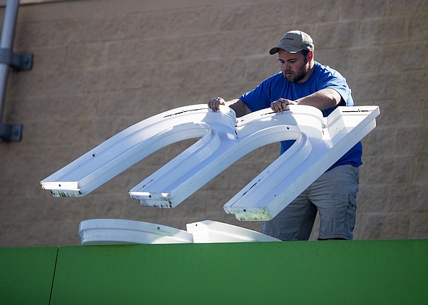 Walmart to close Neighborhood Market on Shallowford Road in Chattanooga