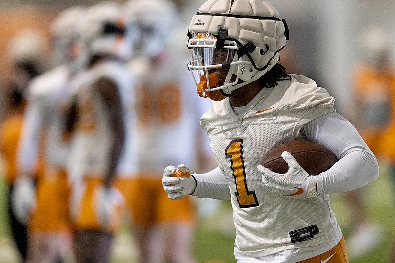 Tennessee Athletics photo by Andrew Ferguson / Sixth-year senior receiver Velus Jones Jr. goes through Tennessee's first spring workout Thursday afternoon inside the Anderson Training Center.
