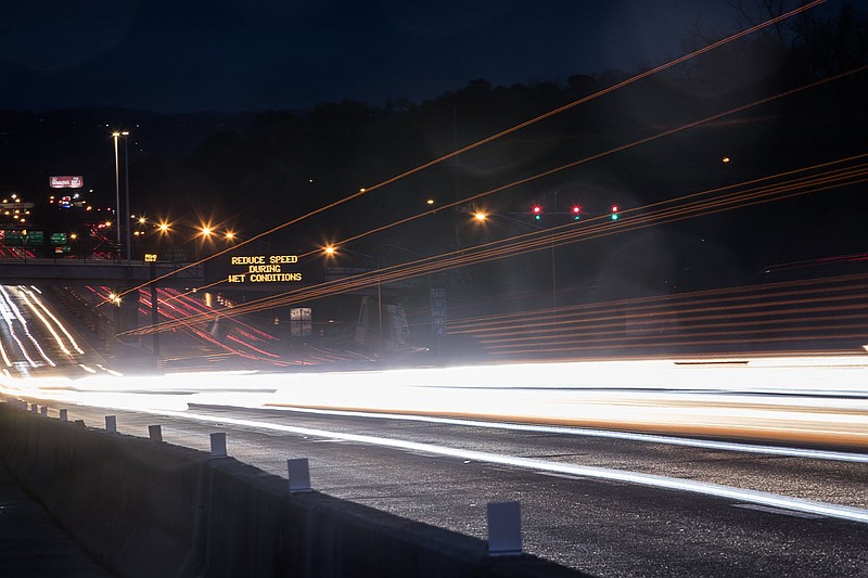 Staff file photo by Troy Stolt / Traffic on Interstate 24 drives past the Belvoir Avenue Bridge in Chattanooga, Tenn., on Wednesday, March 31, 2021.