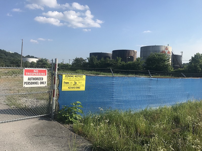 Photo by Dave Flessner / Plans for a 300-unit apartment complex on this 7.2-acre vacant site on Manufacturers Road on Moccasin Bend next to a fuel storage farm have been dropped by the developer.