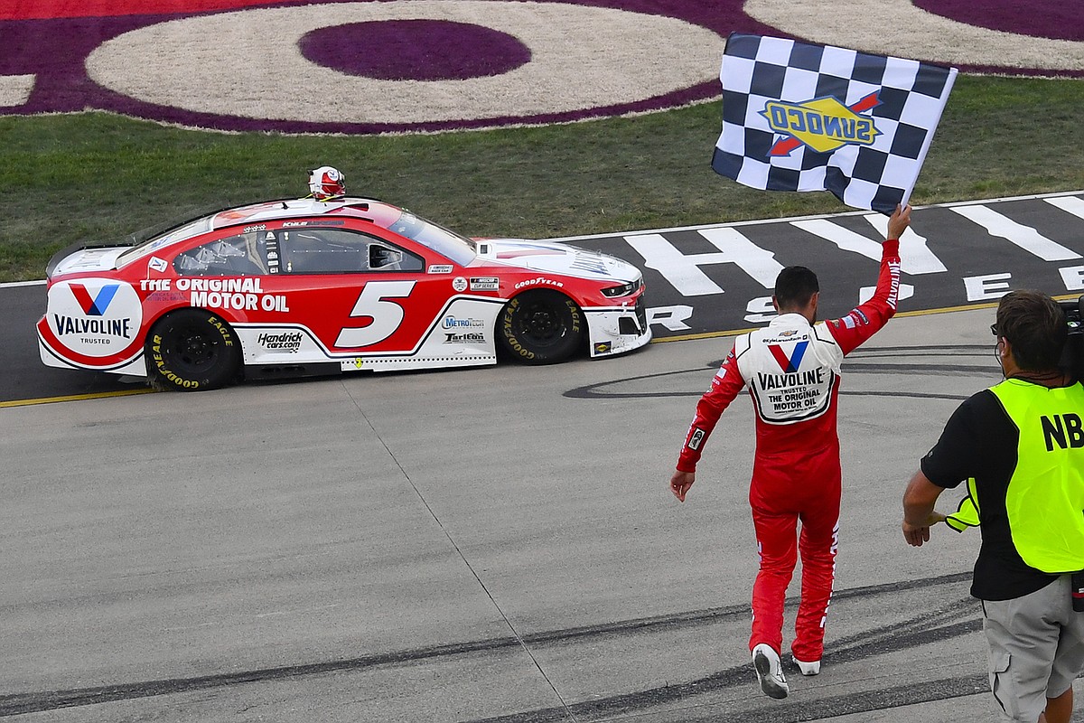 Auto racing roundup: Kyle Larson unstoppable at Nashville Superspeedway ...