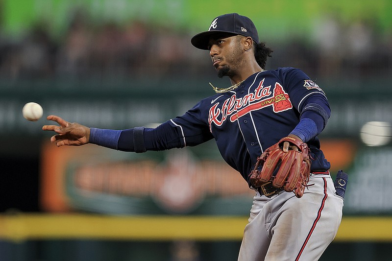 Jesse Chavez returns as opener in Braves' loss