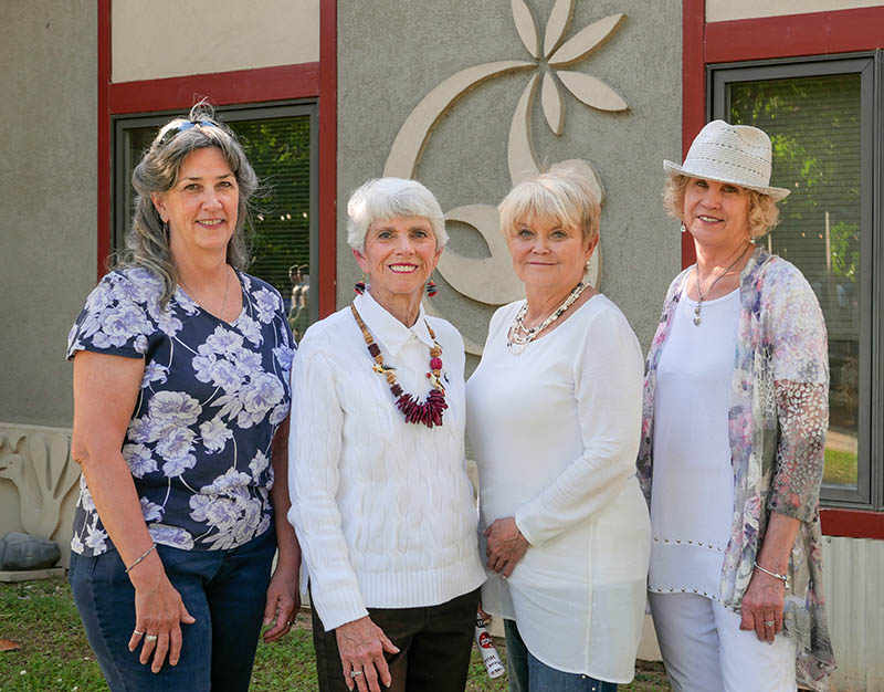 Photo by Mark Gilliland / Lyn Marvil, Barbie Standefer, Barb Wise and Caffie Clark