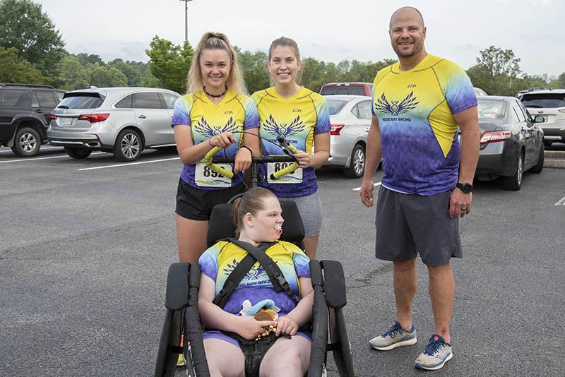 Photo by Michael Hampton / Gracie Ray (front), Cheyenne Downes and Addie & Chris Ray
