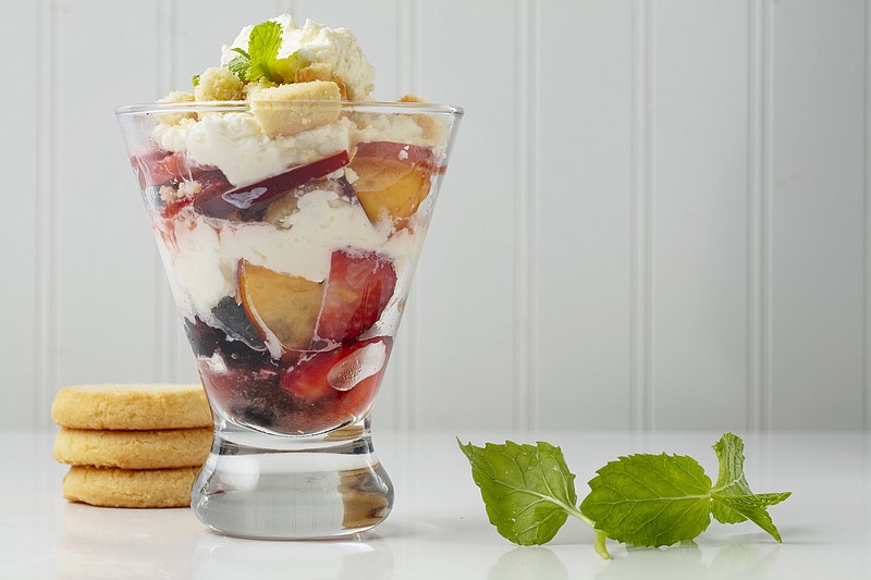 Nectarine and Berry Parfaits. / Photo by E. Jason Wambsgans/Chicago Tribune/TNS